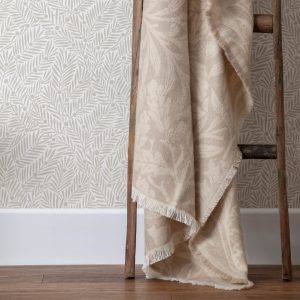Morris & Co Acorn Throw – Linen, 130 x 170cm